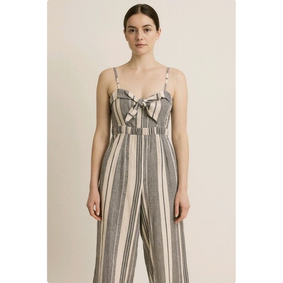 Forever 21 Romper Women Medium Linen Jumpsuit Blue White Stripe Sleeveless - Picture 1 of 8
